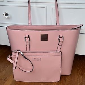 GUESS Bag & Wristlet